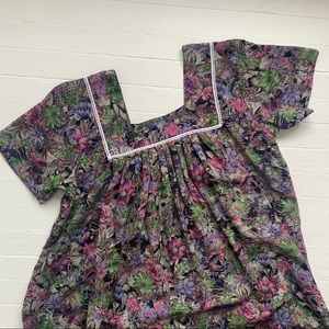 Vintage handmade Midnight Garden House Dress w/Square Collar | M-L
